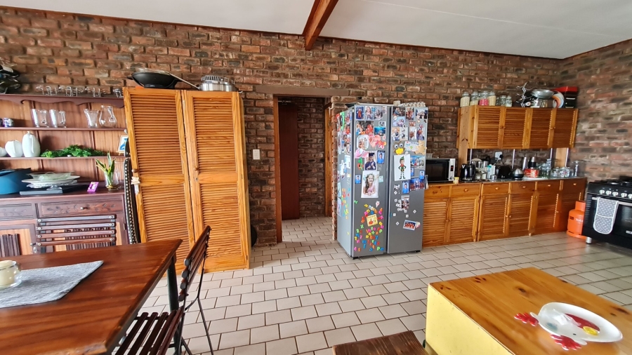 5 Bedroom Property for Sale in Dana Bay Western Cape